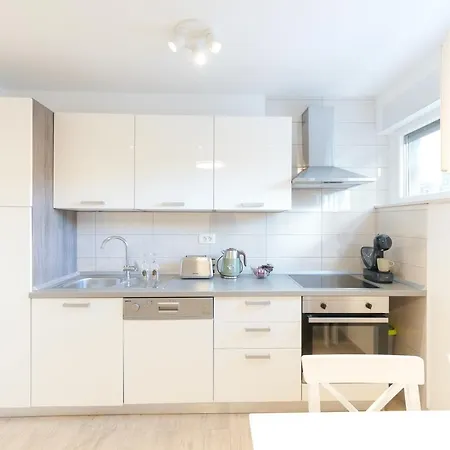 Break Lägenhet Split